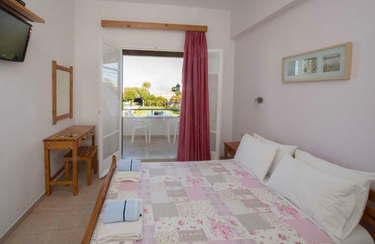 Acharavi Breeze Acharavi (Corfu)